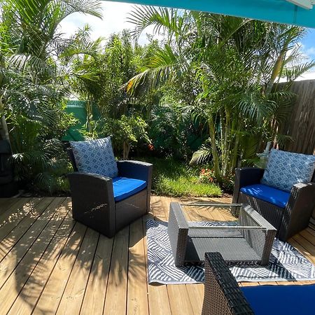 Duplex Tifanjan Avec Jardin Fleuri Pres De La Mer Saint-Paul Luaran gambar